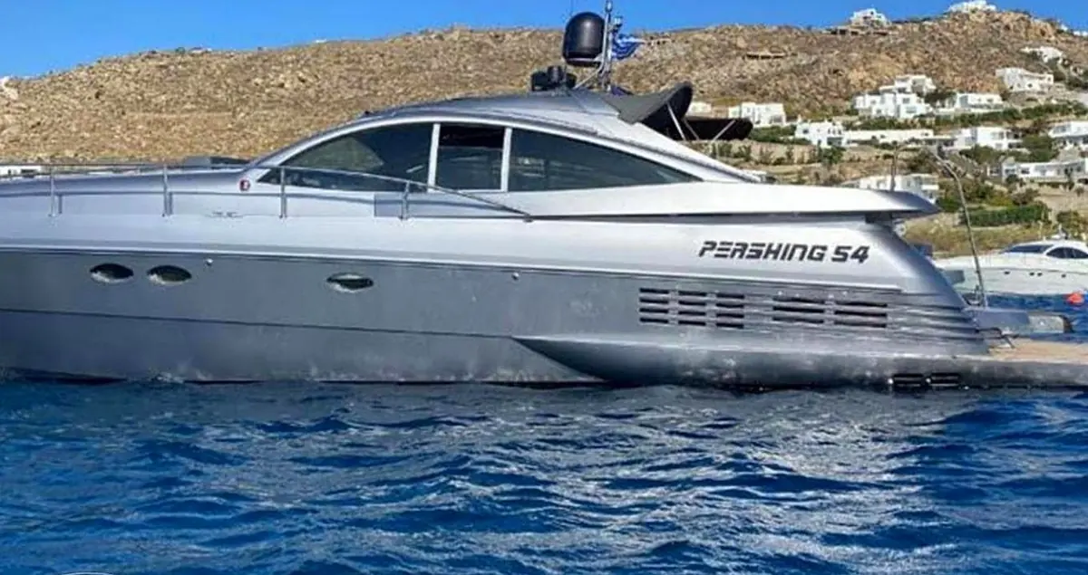 Pershing 54 private yacht charter Mykonos