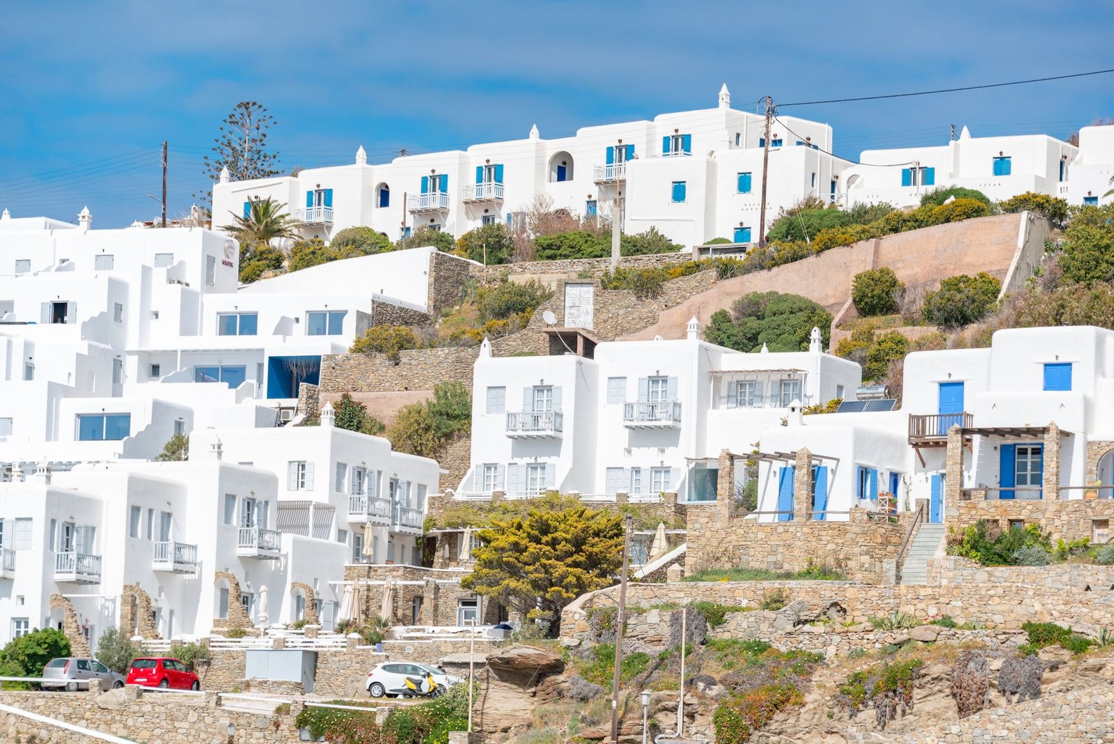 Planning Mykonos — Mykonos vs Santorini: The Ultimate Choice